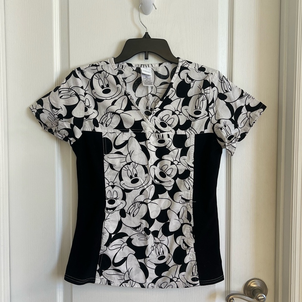 Disney Cherokee Tooniforms Minnie Mouse Scrub Top